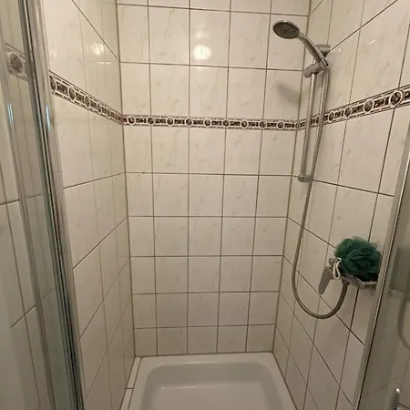 Stielvolle In Bester Lage Rodenbach (Main-Kinzig)