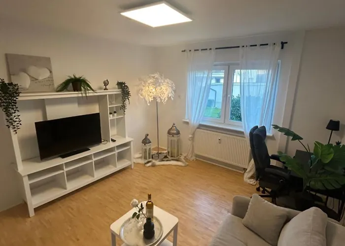 Stielvolle In Bester Lage * Rodenbach (Main-Kinzig)