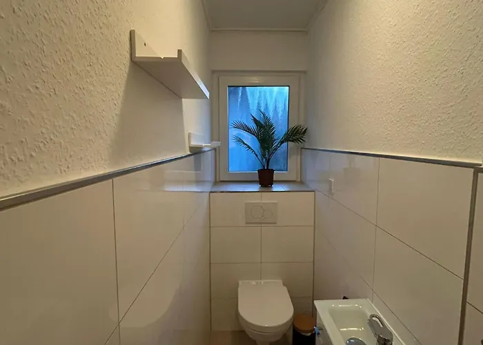 Stielvolle In Bester Lage * Rodenbach (Main-Kinzig)