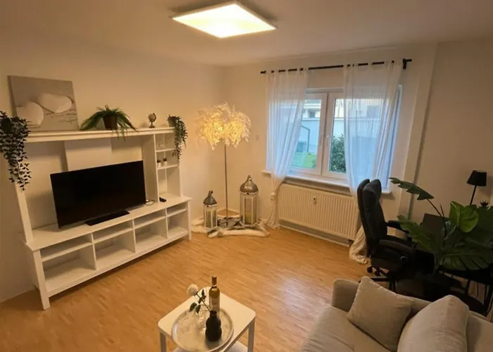 Stielvolle In Bester Lage * Rodenbach (Main-Kinzig)